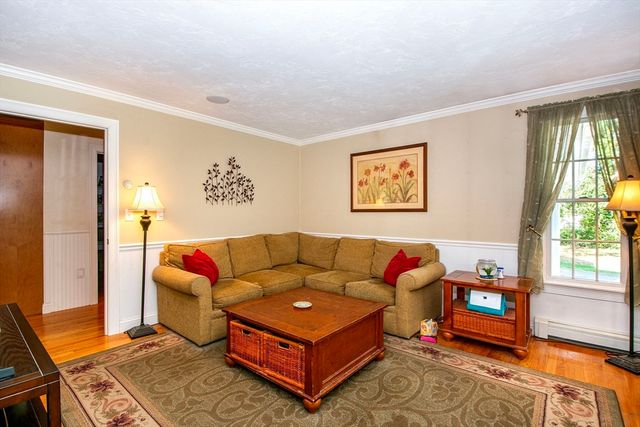 185 Booth Hill Rd, Scituate, MA 02066