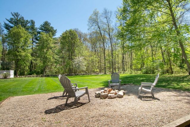 185 Booth Hill Rd, Scituate, MA 02066