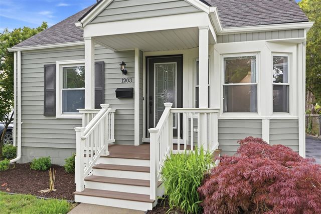 1203 E 2nd Street, Royal Oak, MI 48067
