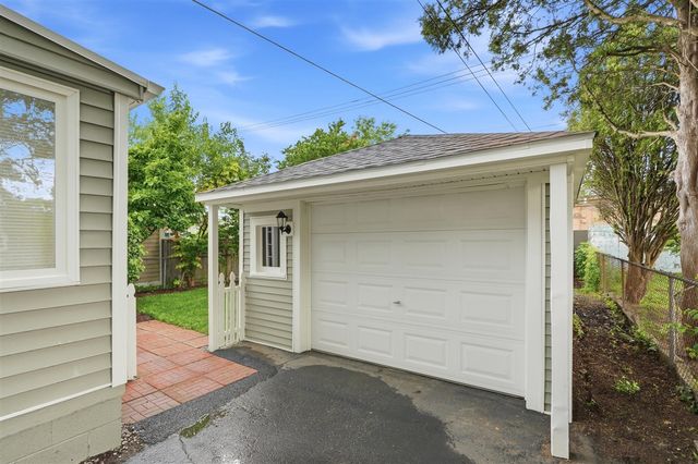 1203 E 2nd Street, Royal Oak, MI 48067