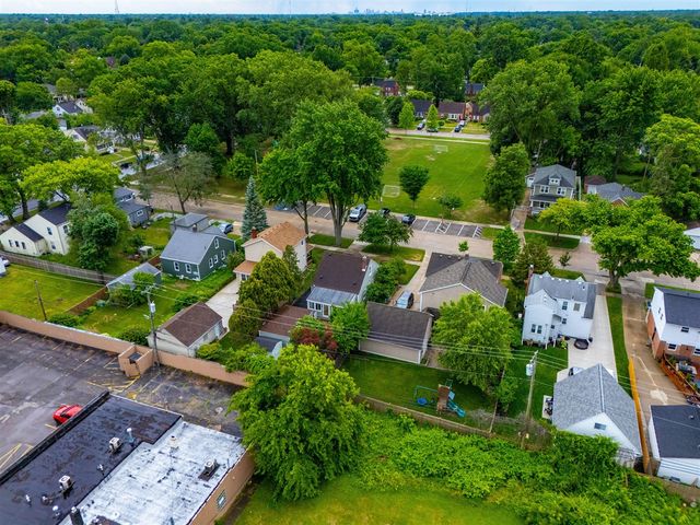 1203 E 2nd Street, Royal Oak, MI 48067