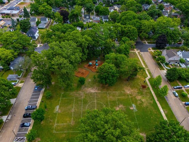 1203 E 2nd Street, Royal Oak, MI 48067