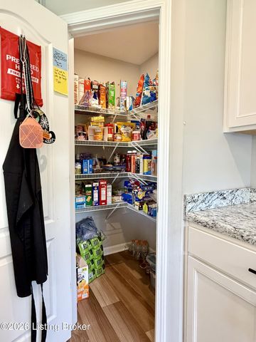 3830 Scarlet Oak Ln, La Grange, KY 40031