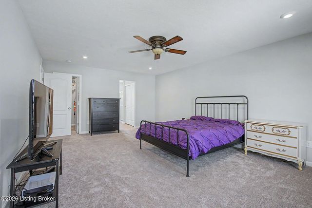 3830 Scarlet Oak Ln, La Grange, KY 40031