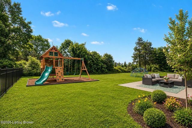3830 Scarlet Oak Ln, La Grange, KY 40031