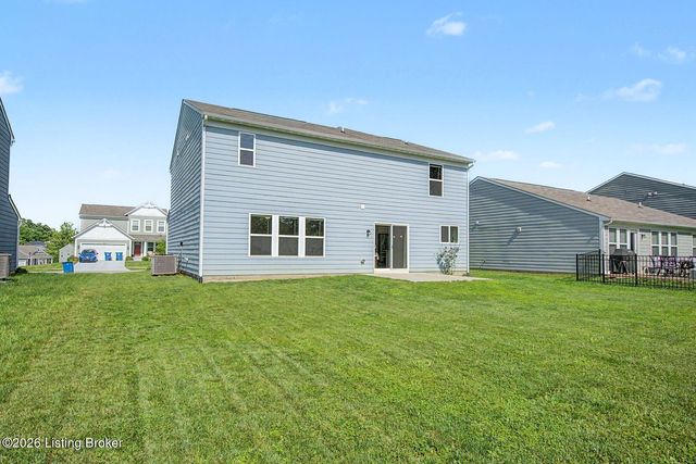 3830 Scarlet Oak Ln, La Grange, KY 40031