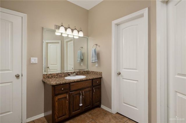 1706 Serenity Drive, Edinburg, TX 78539