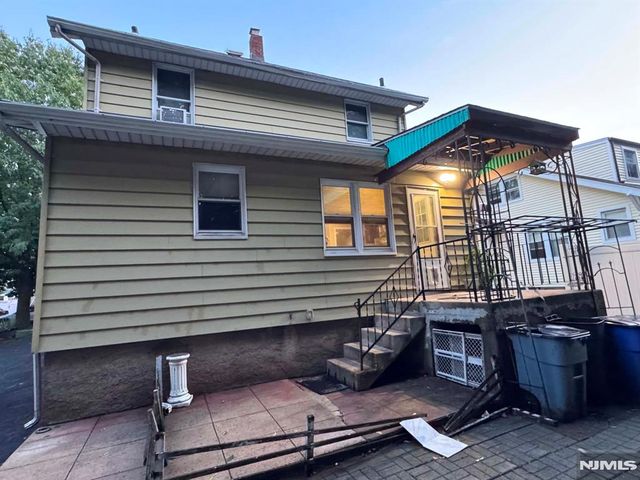 104 Arthur Street, Ridgefield Park, NJ 07660