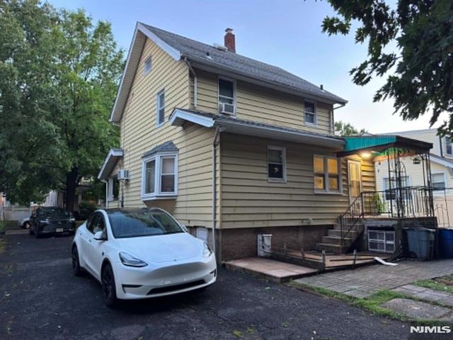 104 Arthur Street, Ridgefield Park, NJ 07660