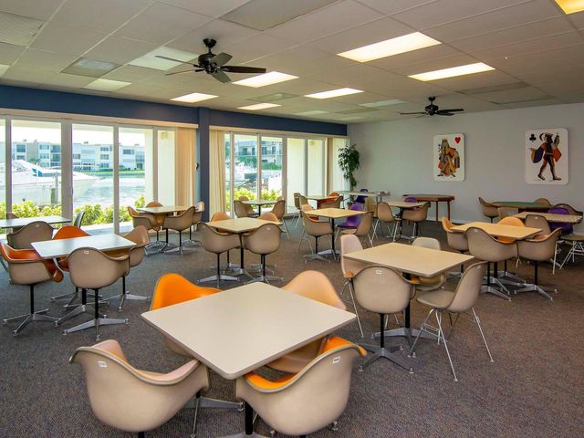 7540 BAY ISLAND DRIVE S 156, South Pasadena, FL 33707