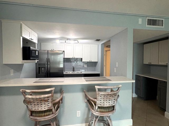 7540 BAY ISLAND DRIVE S 156, South Pasadena, FL 33707