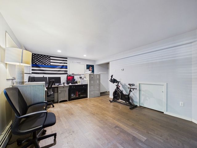 15 Heritage Rd, Acushnet, MA 02743