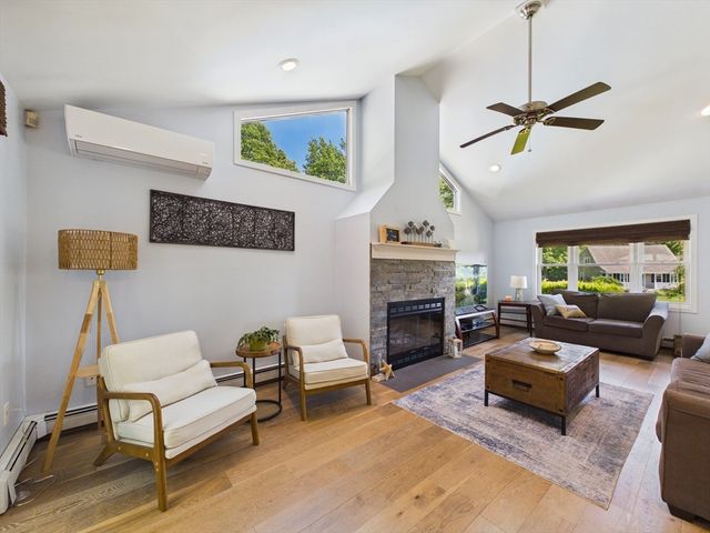 15 Heritage Rd, Acushnet, MA 02743