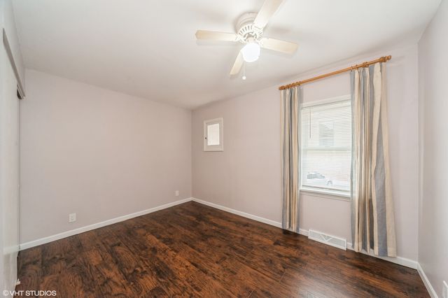 848 LEE Street, Des Plaines, IL 60016