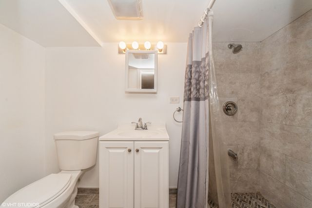 848 LEE Street, Des Plaines, IL 60016