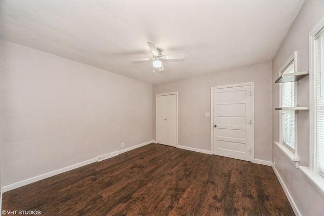 848 LEE Street, Des Plaines, IL 60016