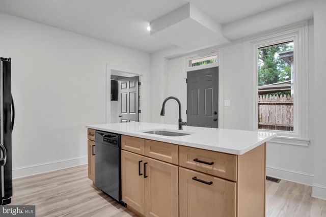 502 N COLLEGE ST, Carlisle, PA 17013