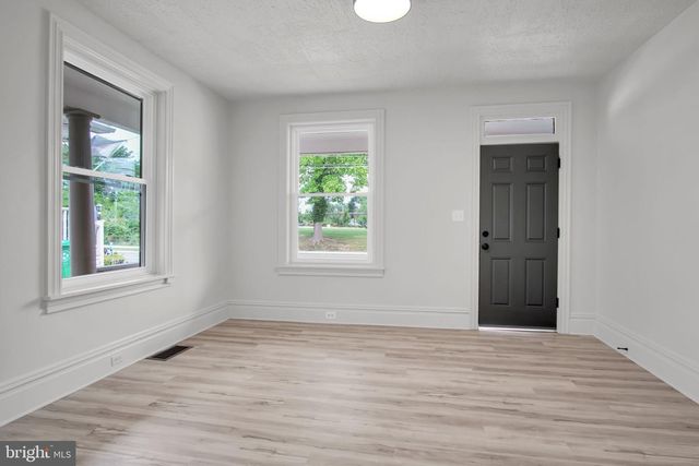 502 N COLLEGE ST, Carlisle, PA 17013