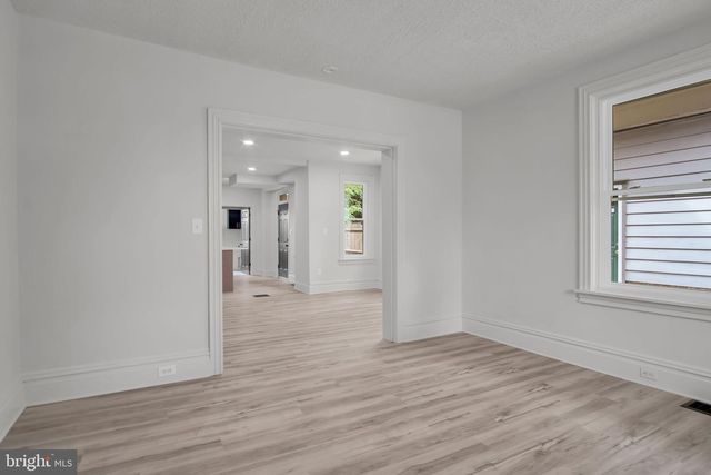 502 N COLLEGE ST, Carlisle, PA 17013