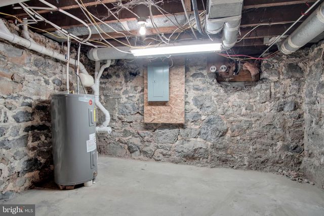 502 N COLLEGE ST, Carlisle, PA 17013