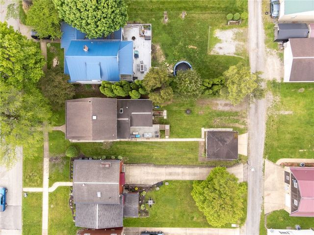 1709 Moore Ave, North Apollo, PA 15673