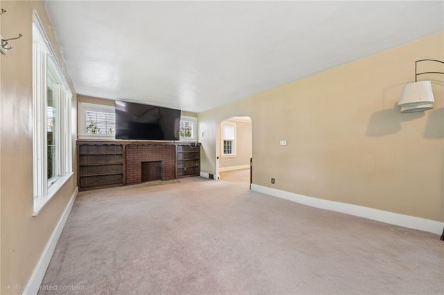 1709 Moore Ave, North Apollo, PA 15673