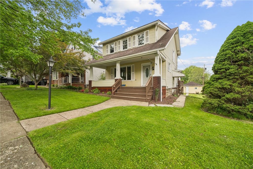 1709 Moore Ave, North Apollo, PA 15673