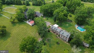 5792 CARVERSVILLE RD, Doylestown, PA 18902