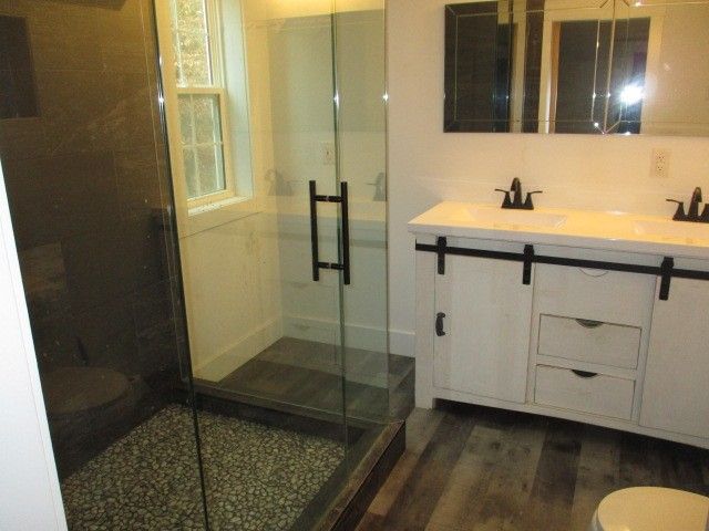 422 Parker Rd, Portland, TN 37148