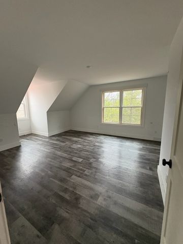 422 Parker Rd, Portland, TN 37148