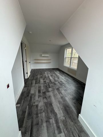 422 Parker Rd, Portland, TN 37148