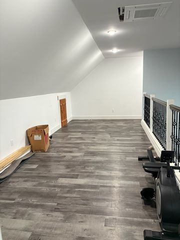 422 Parker Rd, Portland, TN 37148