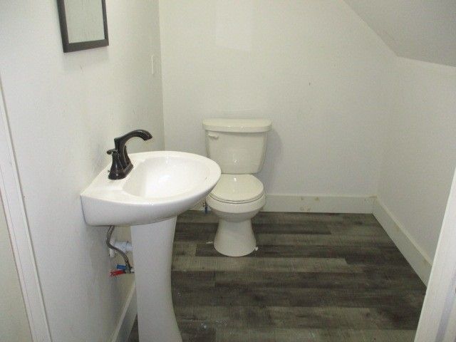 422 Parker Rd, Portland, TN 37148