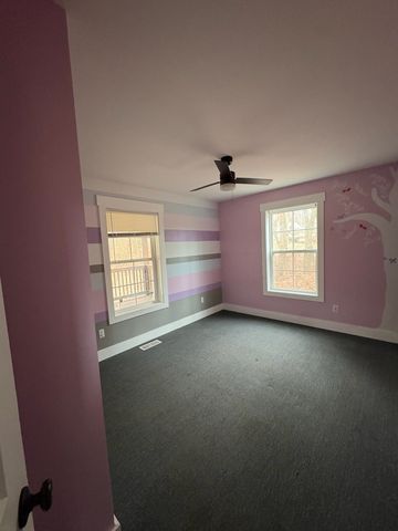 422 Parker Rd, Portland, TN 37148