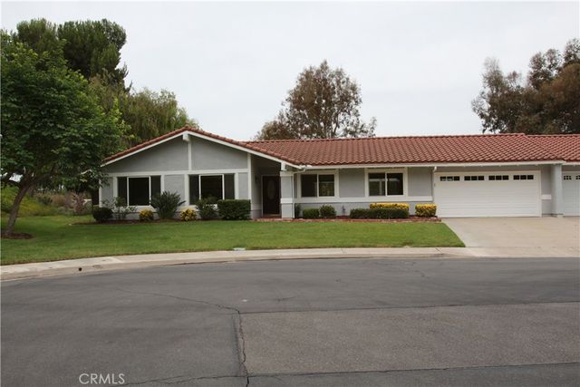 23531 Via Murillo, Mission Viejo, CA 92692