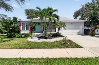 652 KENNETH WAY, Tarpon Springs, FL 34689