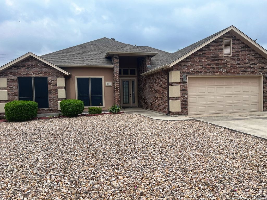 2213 Garden Gate Circle, New Braunfels, TX 78130