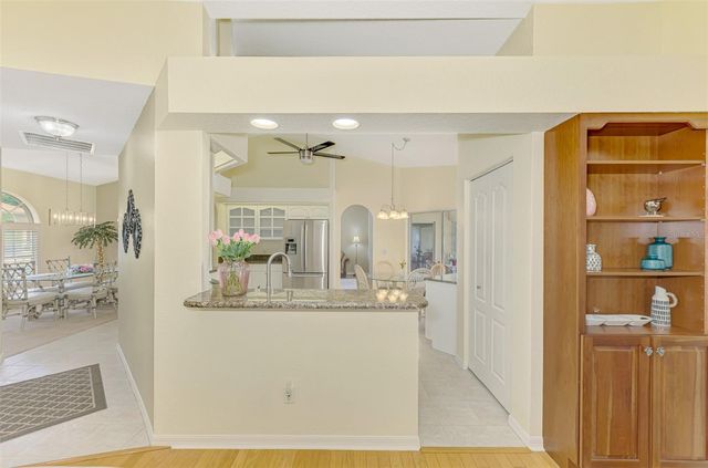 5061 SEAGRASS DRIVE, Venice, FL 34293