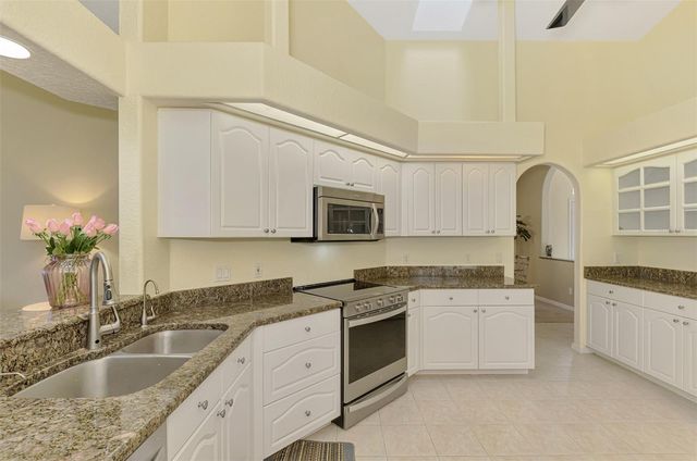 5061 SEAGRASS DRIVE, Venice, FL 34293