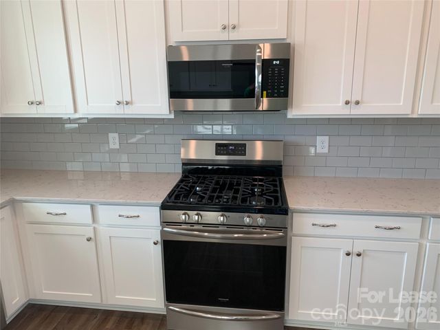 17212 Snug Harbor Road, Charlotte, NC 28278