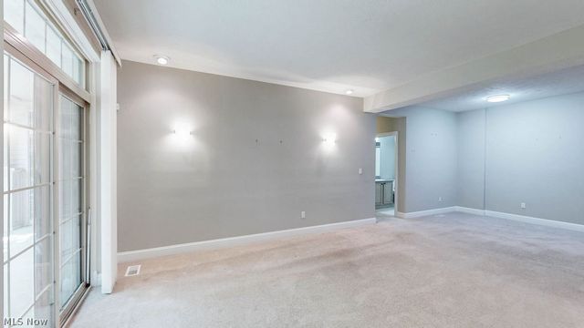 3158 Richmond Road 3158, Beachwood, OH 44122