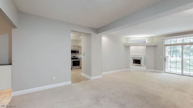 3158 Richmond Road 3158, Beachwood, OH 44122