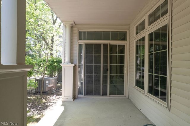 3158 Richmond Road 3158, Beachwood, OH 44122