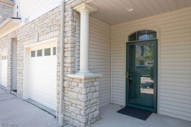 3158 Richmond Road 3158, Beachwood, OH 44122