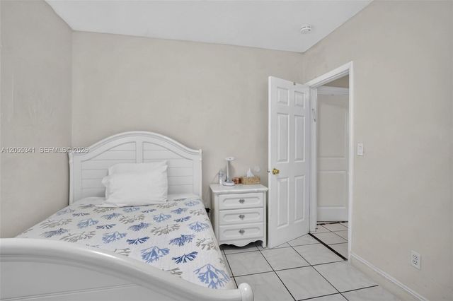 3501 SW 40th Ave, West Park, FL 33023