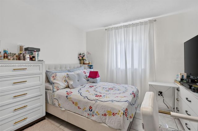 3501 SW 40th Ave, West Park, FL 33023