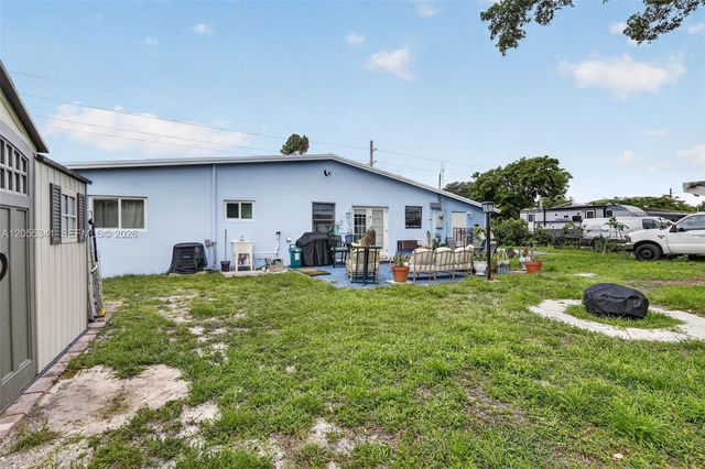 3501 SW 40th Ave, West Park, FL 33023