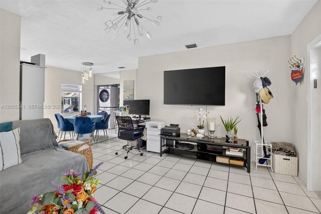 3501 SW 40th Ave, West Park, FL 33023