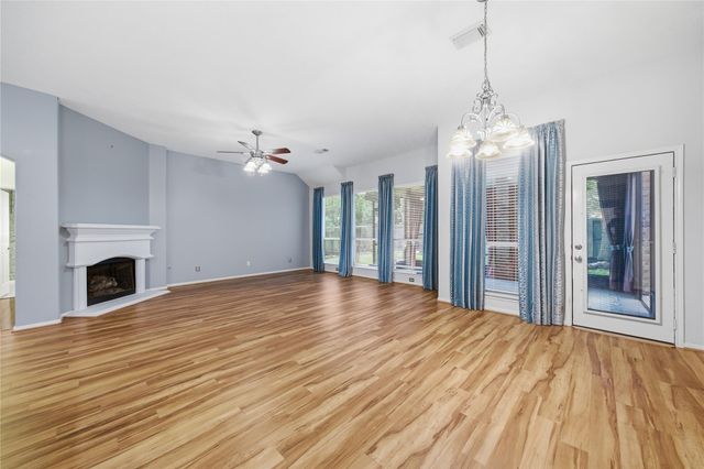 13515 Sand Mountain Lane, Houston, TX 77044