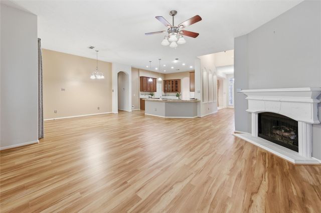 13515 Sand Mountain Lane, Houston, TX 77044